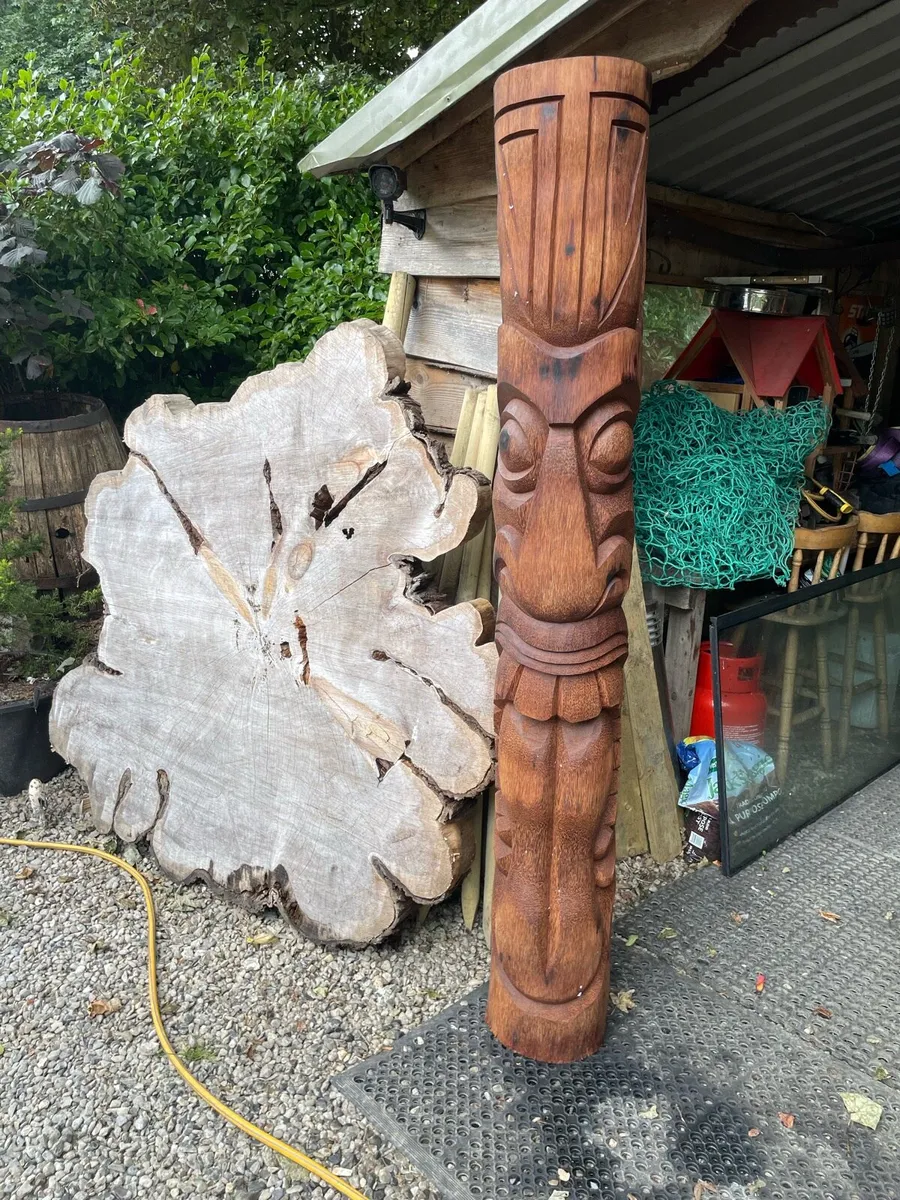 Totem pole - Image 2
