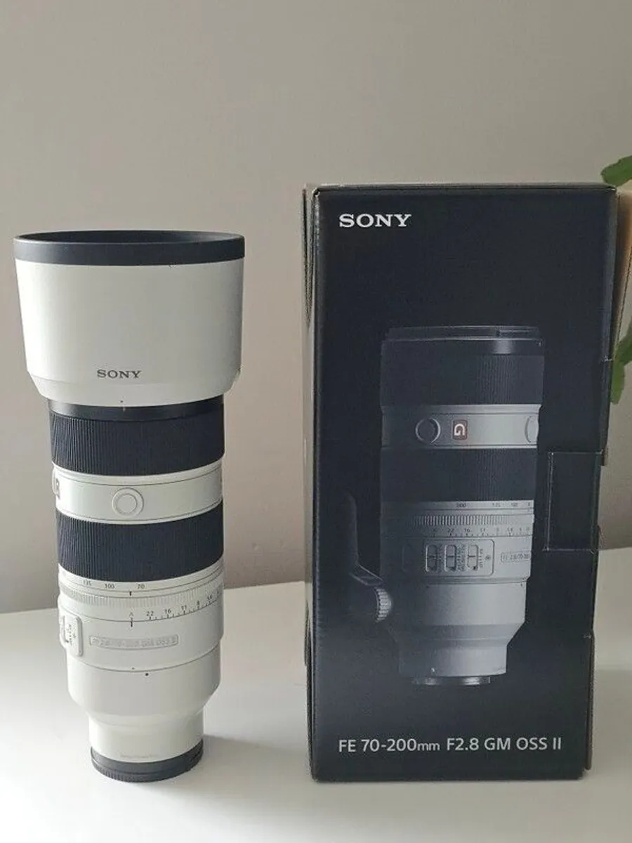Sony Fe 70-200mm F/2.8 Gm Oss Ii Lens - Image 1