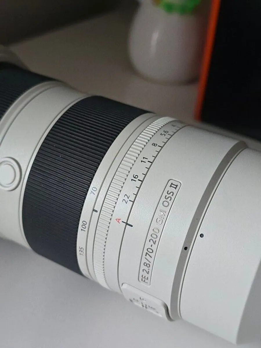 Sony Fe 70-200mm F/2.8 Gm Oss Ii Lens - Image 3