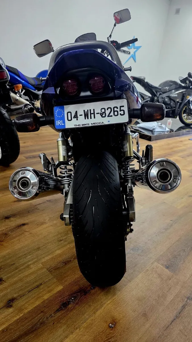 Suzuki gsx 1400 nationwide delivery - Image 3