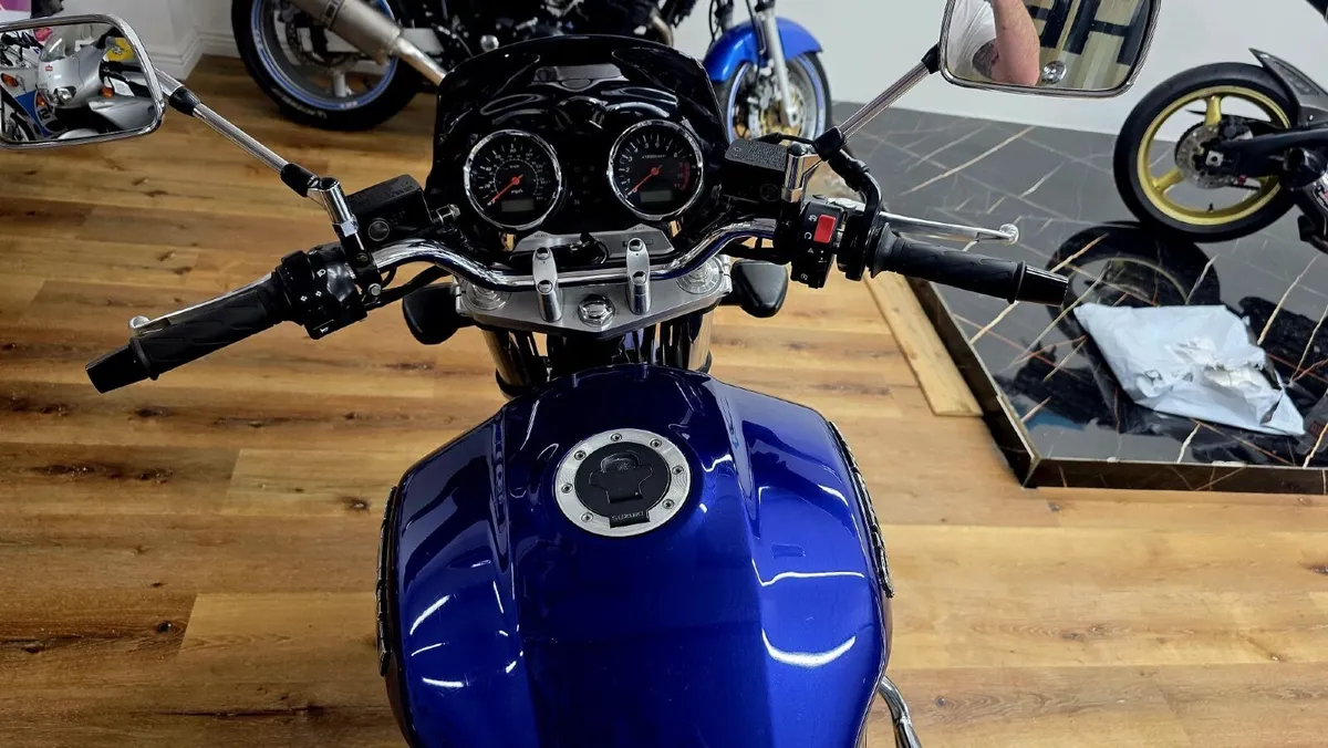 Suzuki gsx 1400 nationwide delivery - Image 4