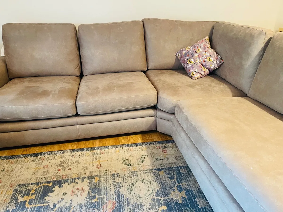 Sofa - Image 3