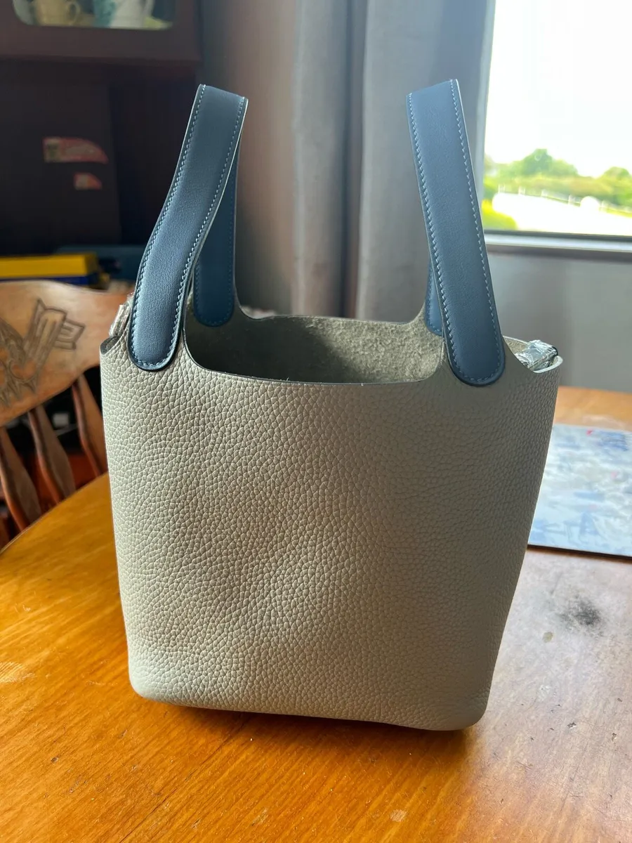 Handbags - Image 2