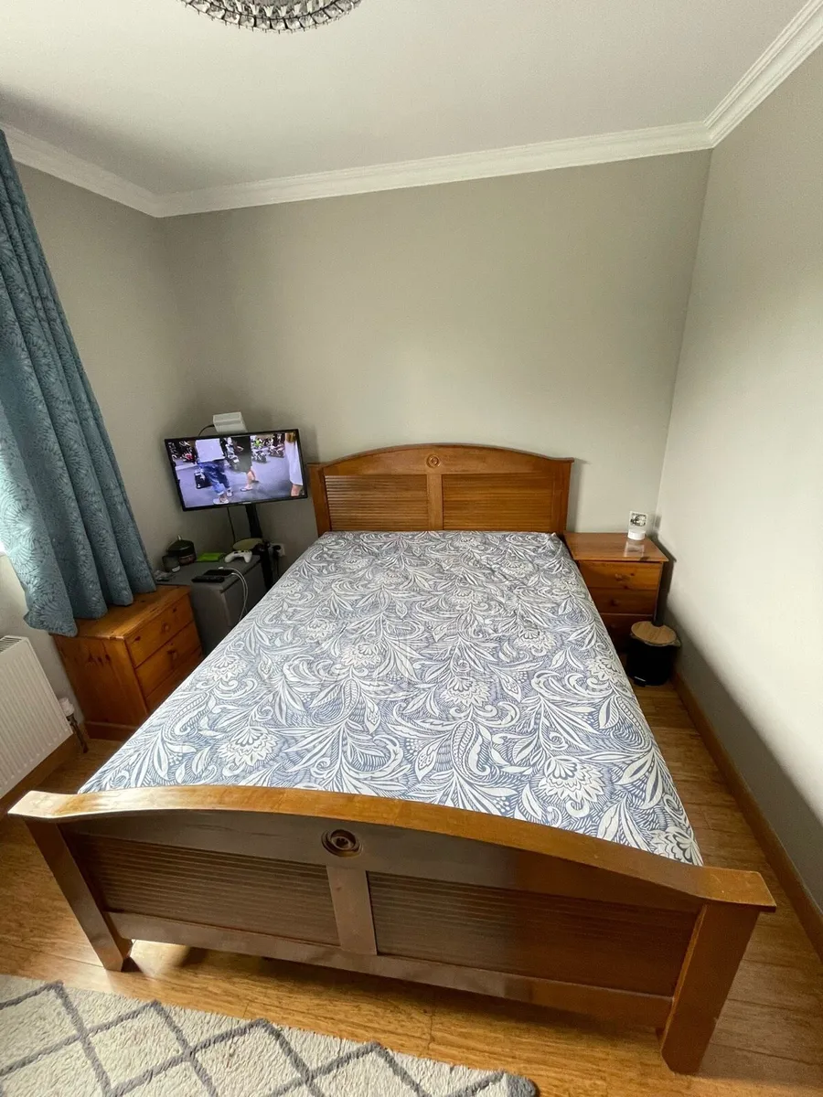 king size bed - Image 3