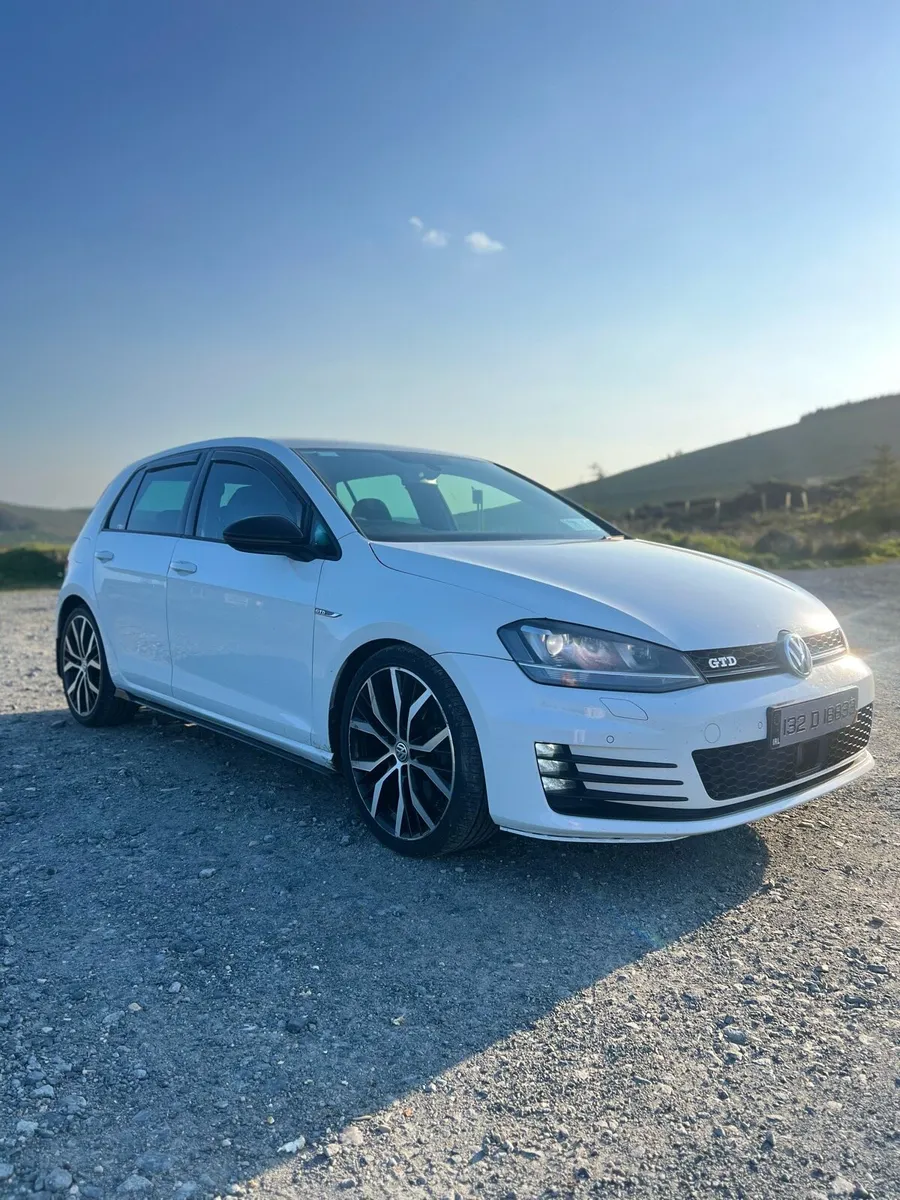 Volkswagen golf GTD *low mileage - Image 1