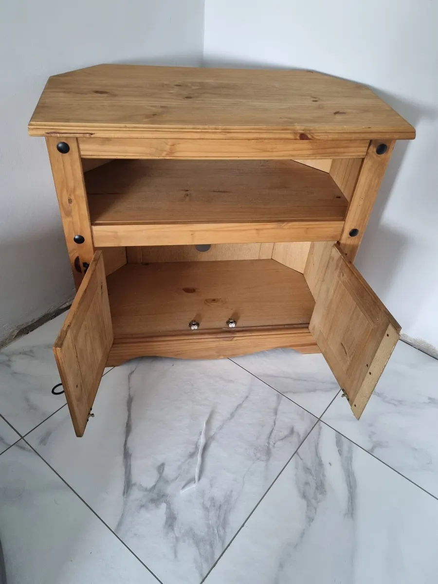 Corner Tv stand - Image 2