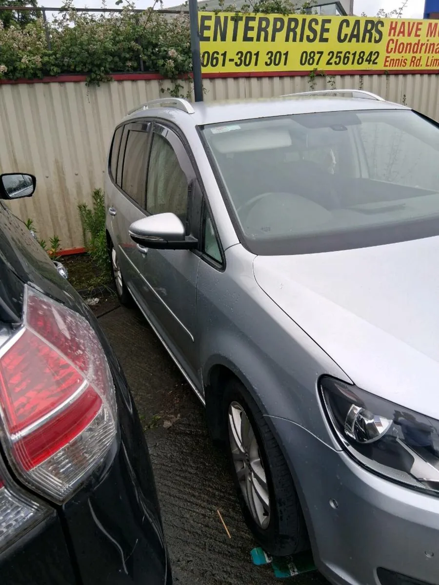 2013 volkswagen  trourn - Image 2