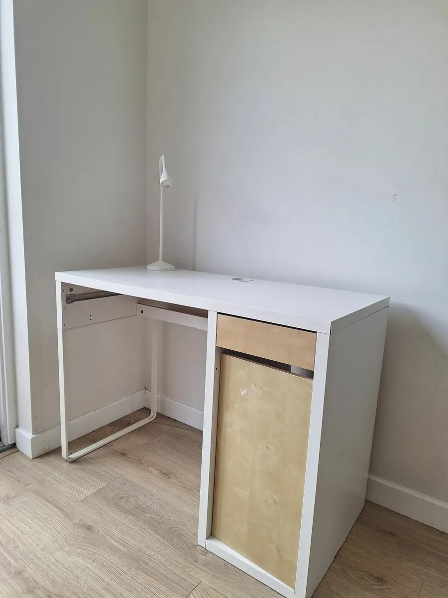Office desk - Image 3