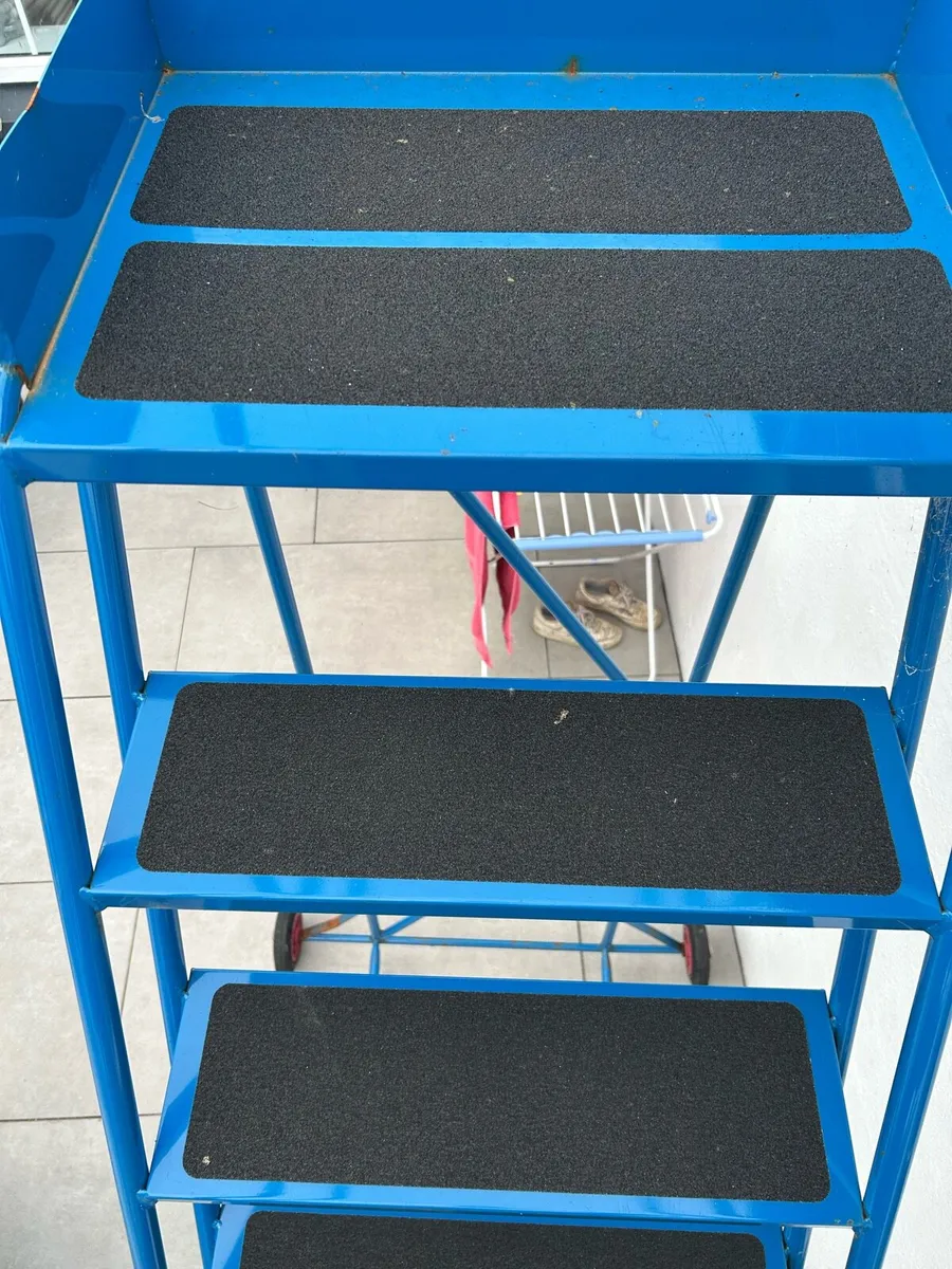 9-Tread Mobile Safety Steps - Image 3
