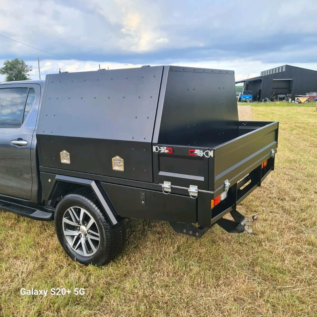 UTE Tray and Canopy set ups - Image 1