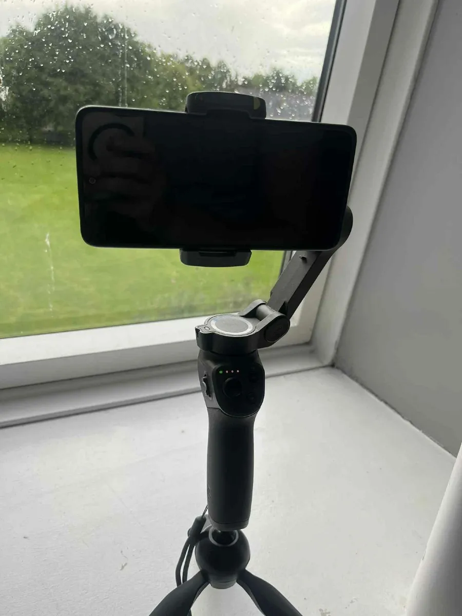 DJI Osmo Mobile 3 - Image 1