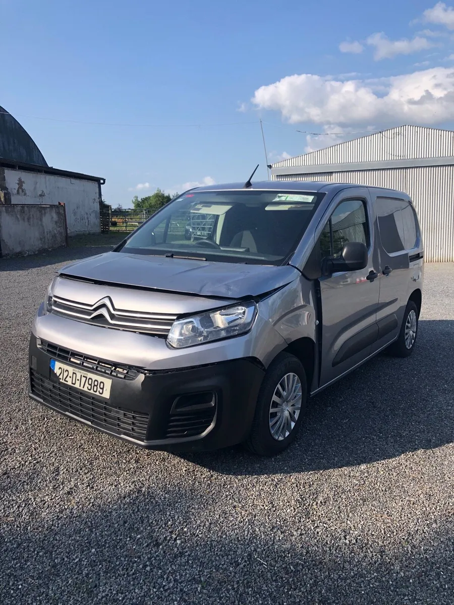 2021 Citroen berlingo - Image 2