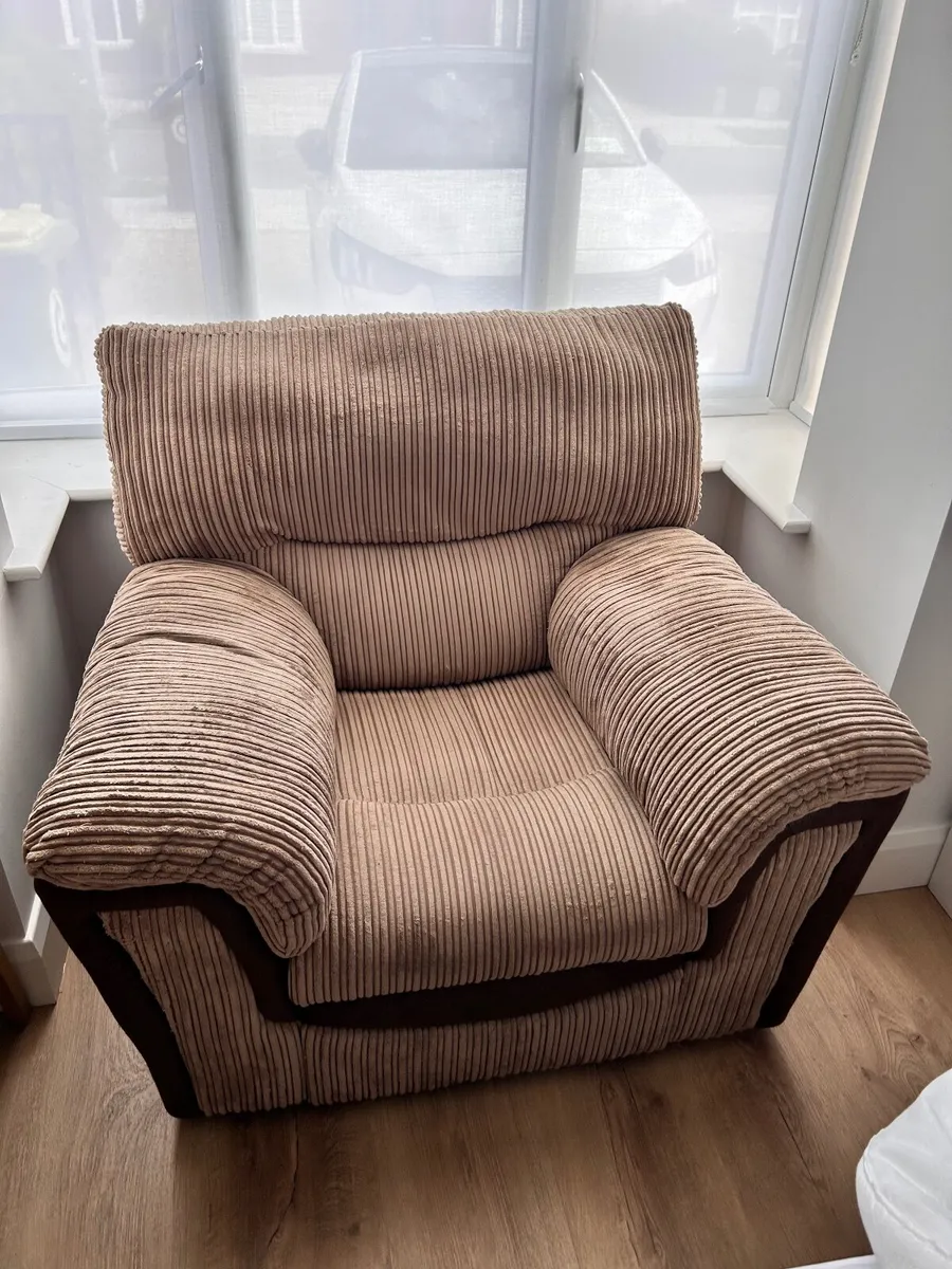 Armchair recliner - Image 1