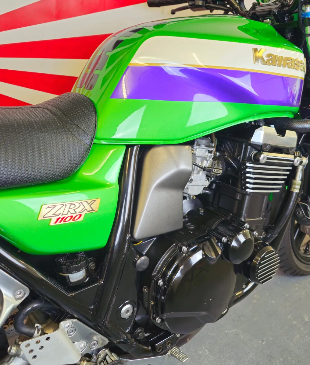 Kawasaki ZRX1100R - Image 3