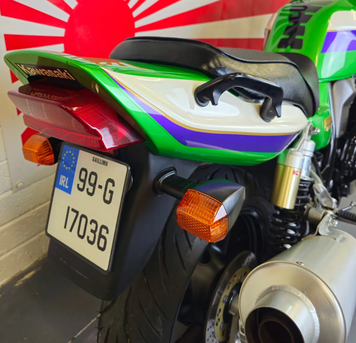 Kawasaki ZRX1100R - Image 4