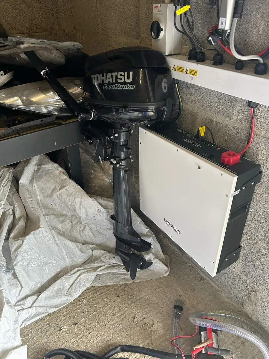 6 hp outboard - Image 1