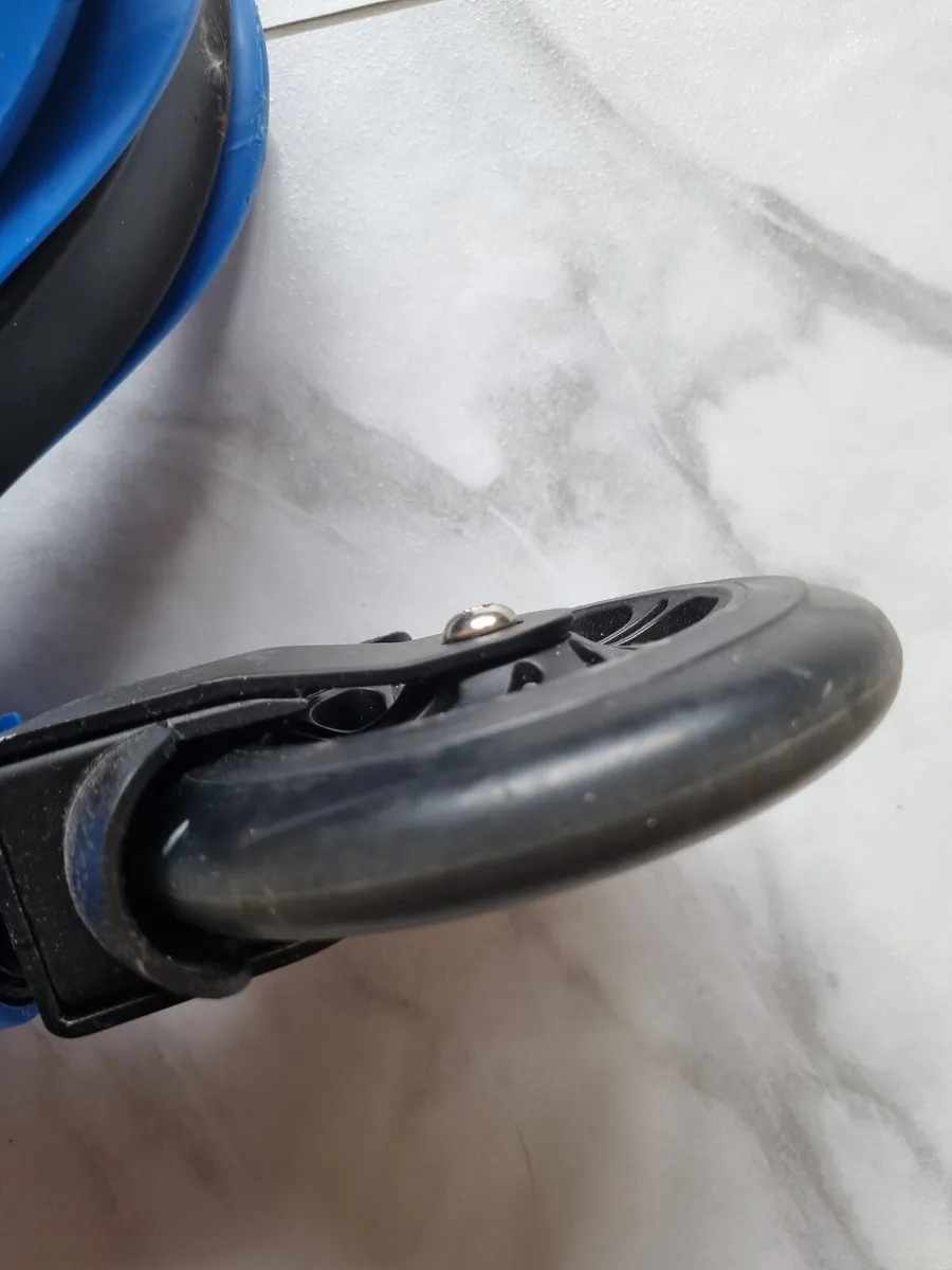 Kids scooter - Image 4