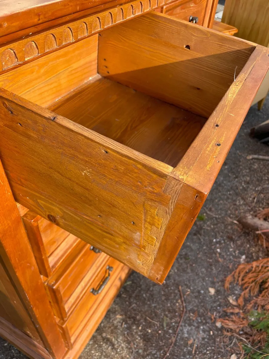 Extra large and deep chest of drawers - Image 3