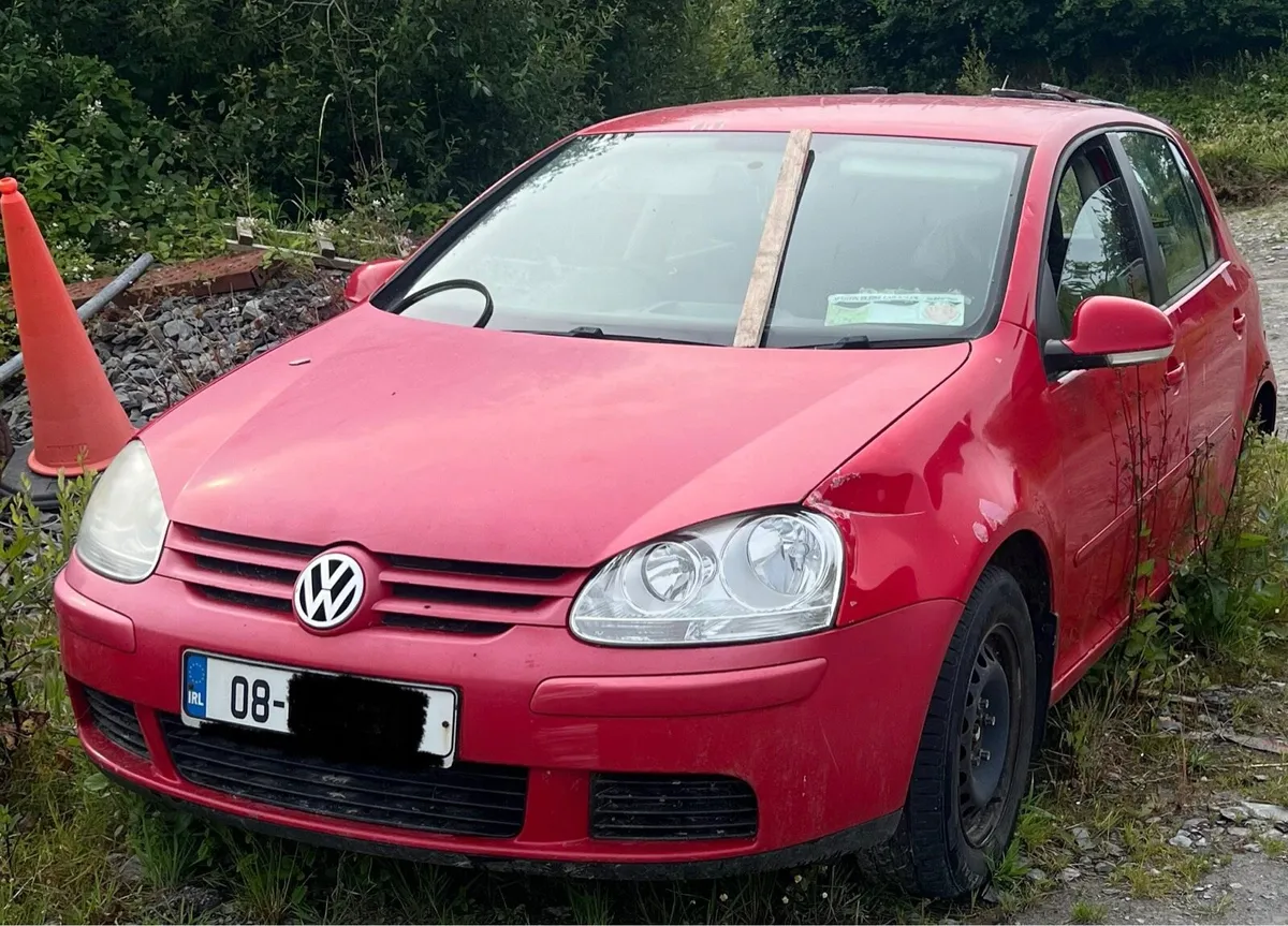 2008 Golf  For Parts - Image 1