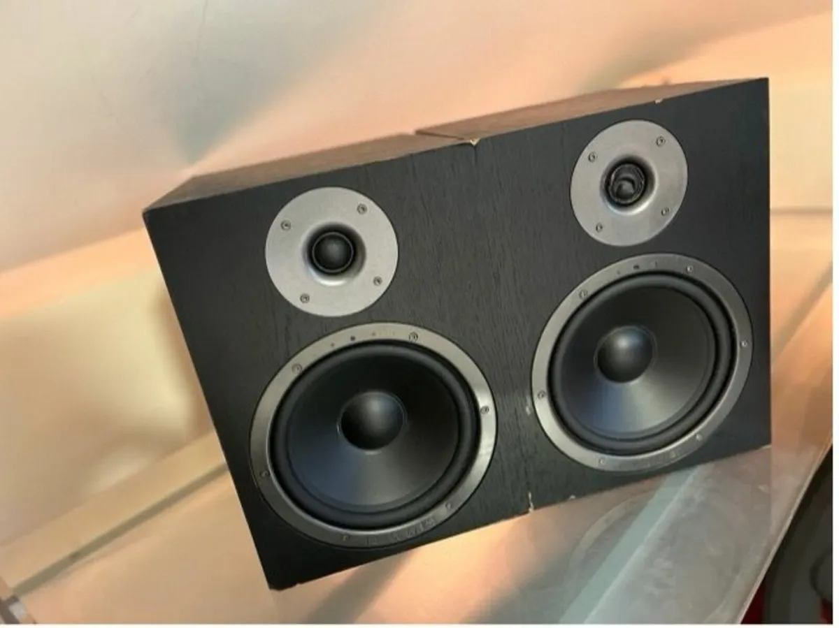 Studio monitor Speaker - Image 1