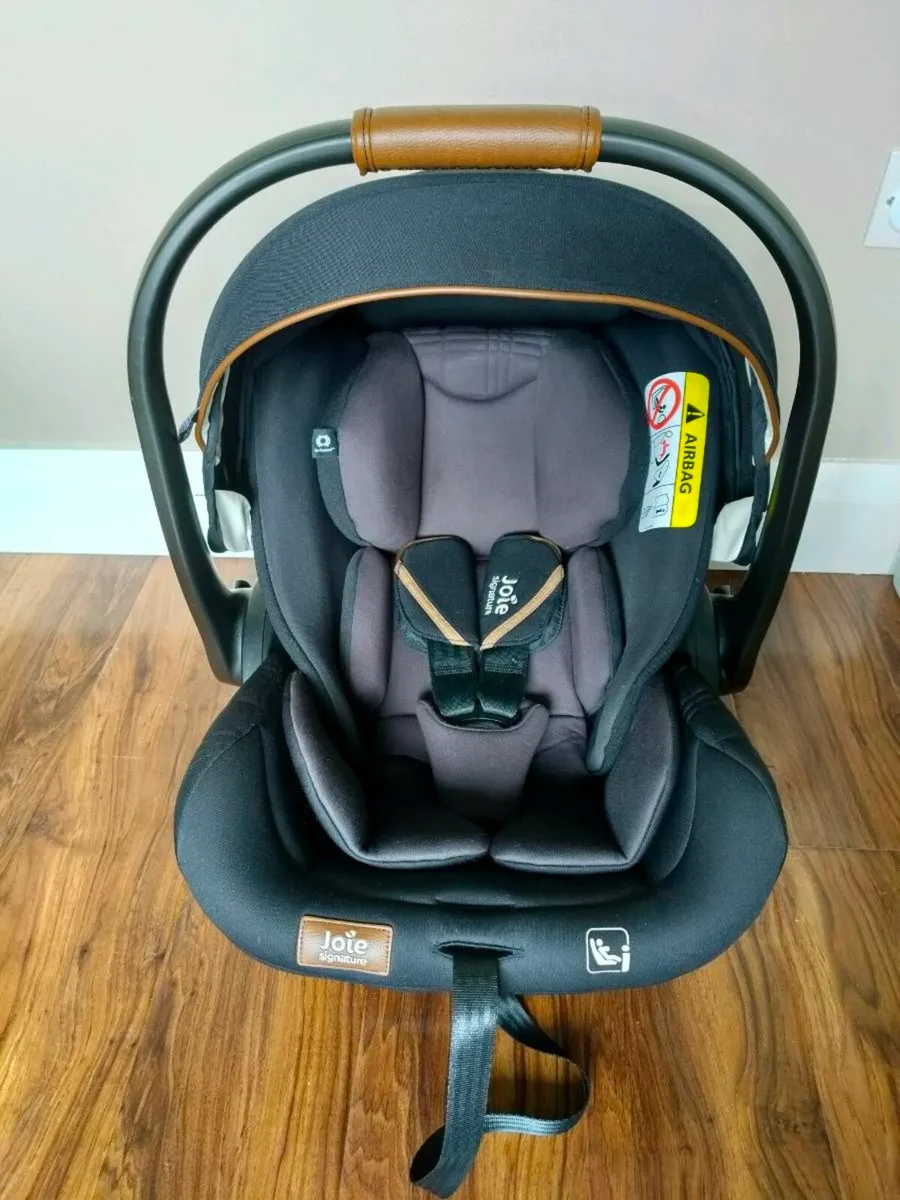 Joie reclining car seat - Image 1