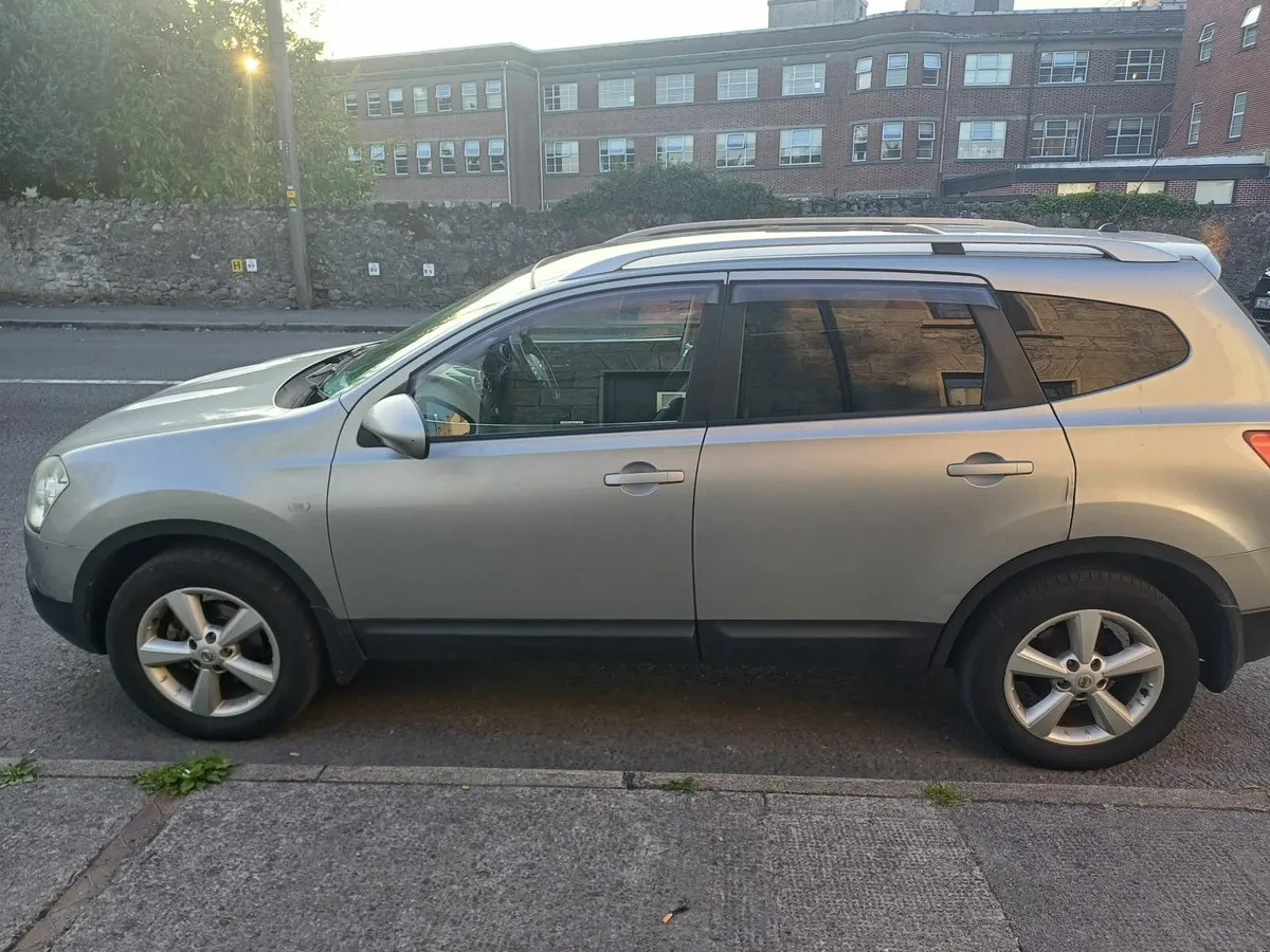 Nissan Qashqai+2 2010 - Image 3