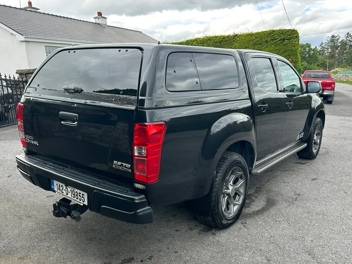 2014 Isuzu D-Max Blade  2.5 Twin Turbo - Image 3