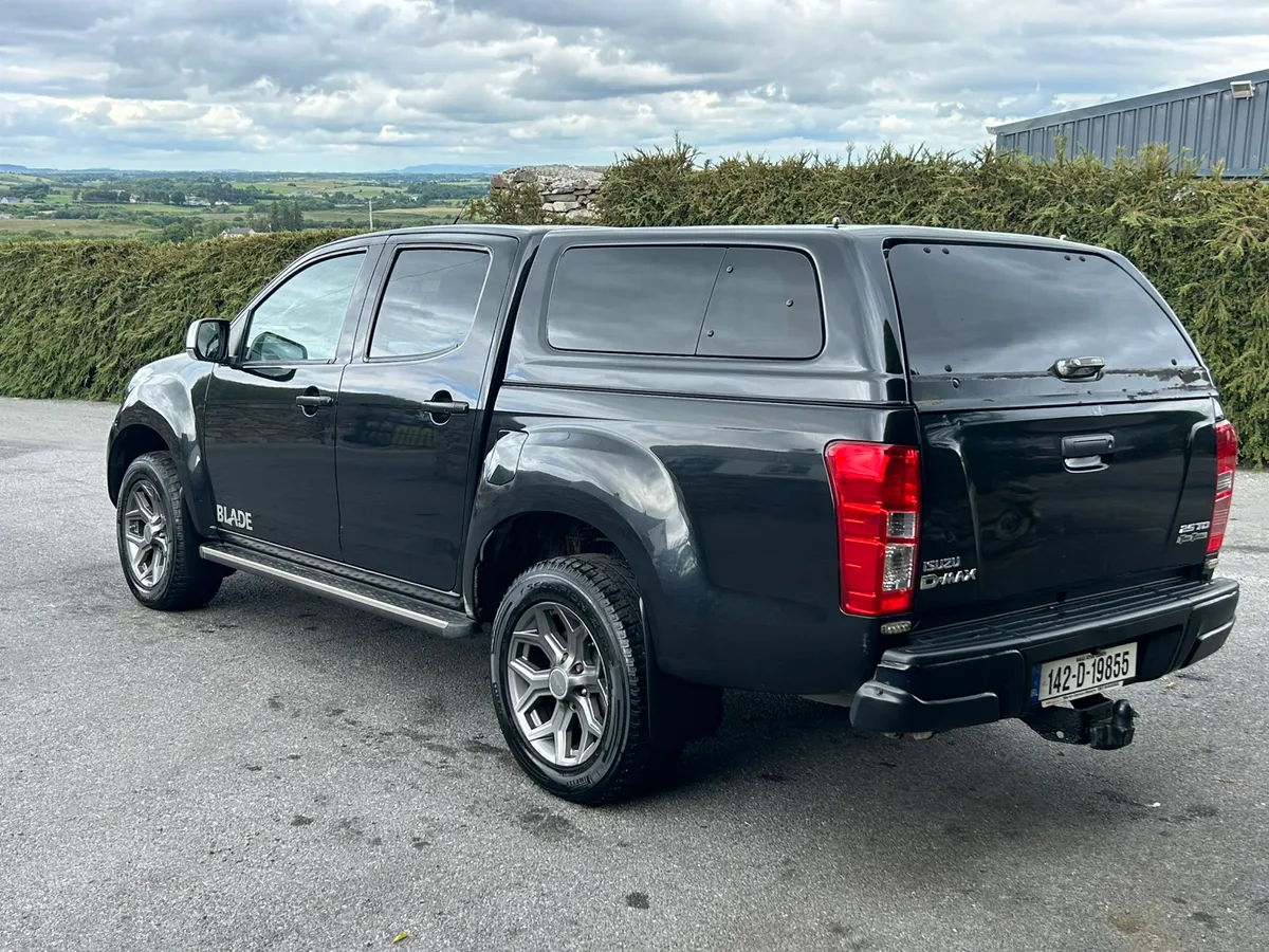 2014 Isuzu D-Max Blade  2.5 Twin Turbo - Image 4