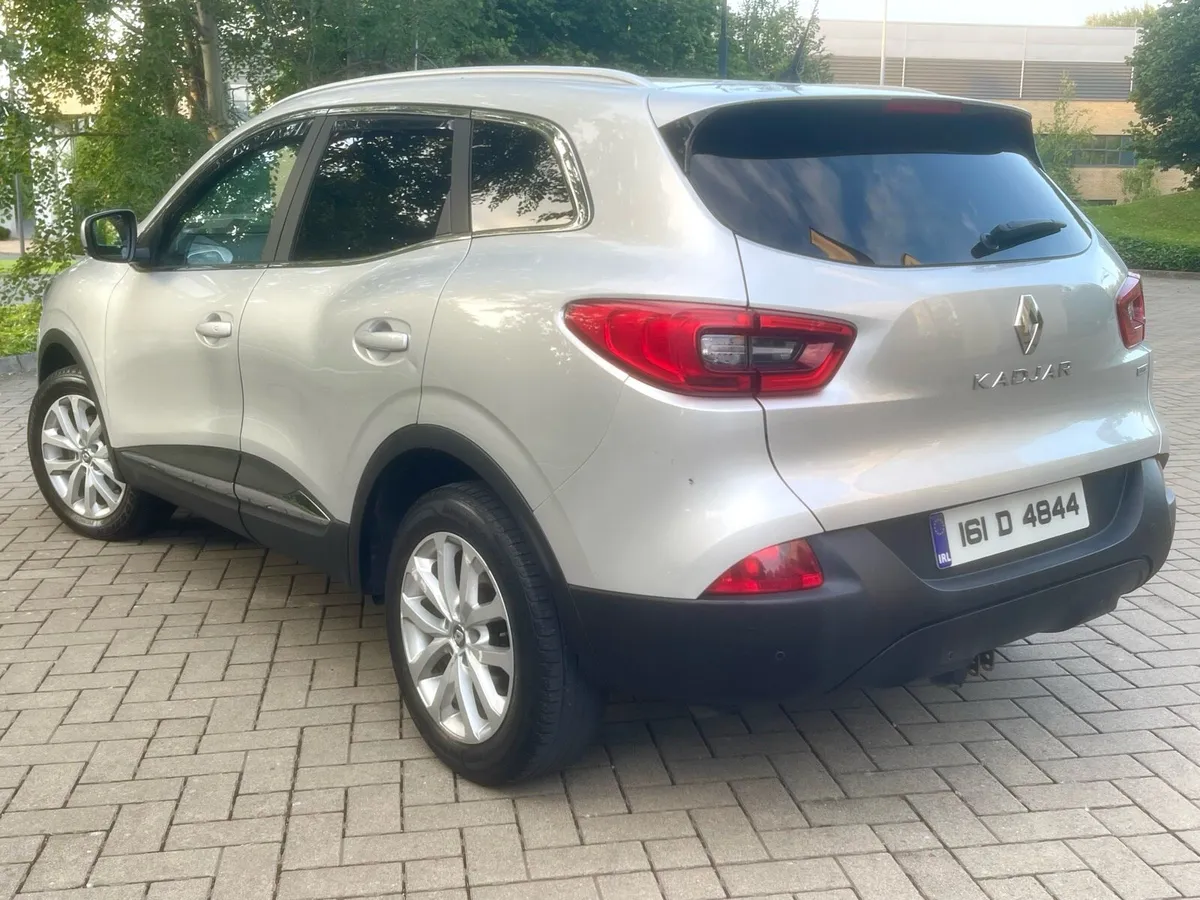 16 Renault  Kadjar 1.5 dci top spec - Image 4