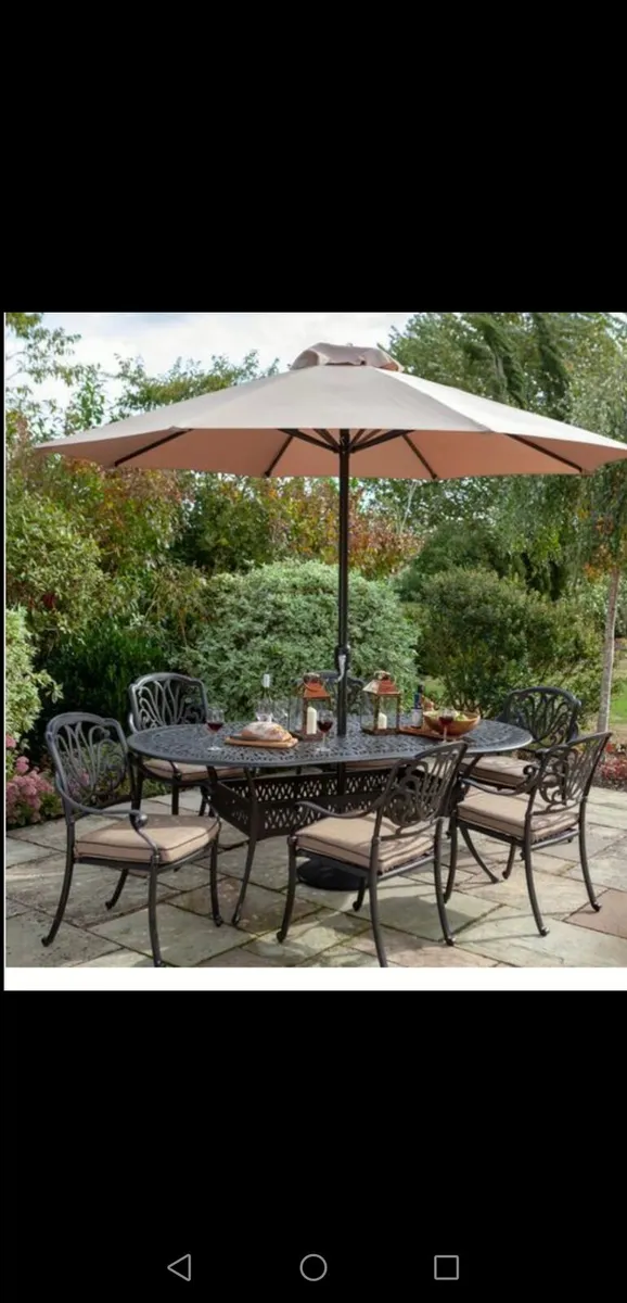 **CLEARANCE**Brand New Hartman Cast Alum. 6 Seater - Image 1