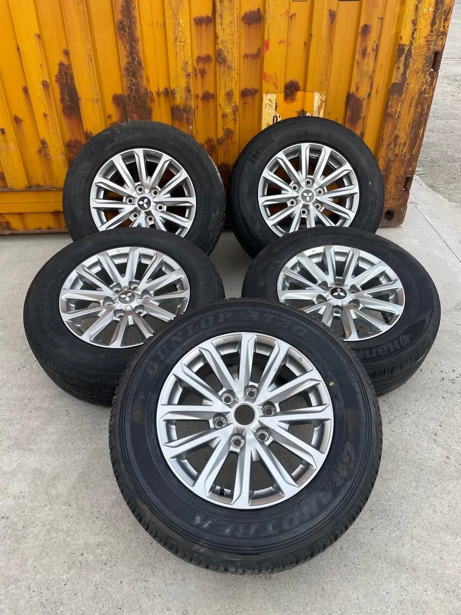 Mitsubishi outlander Alloy Wheels&Tyres 245/65R17 - Image 3