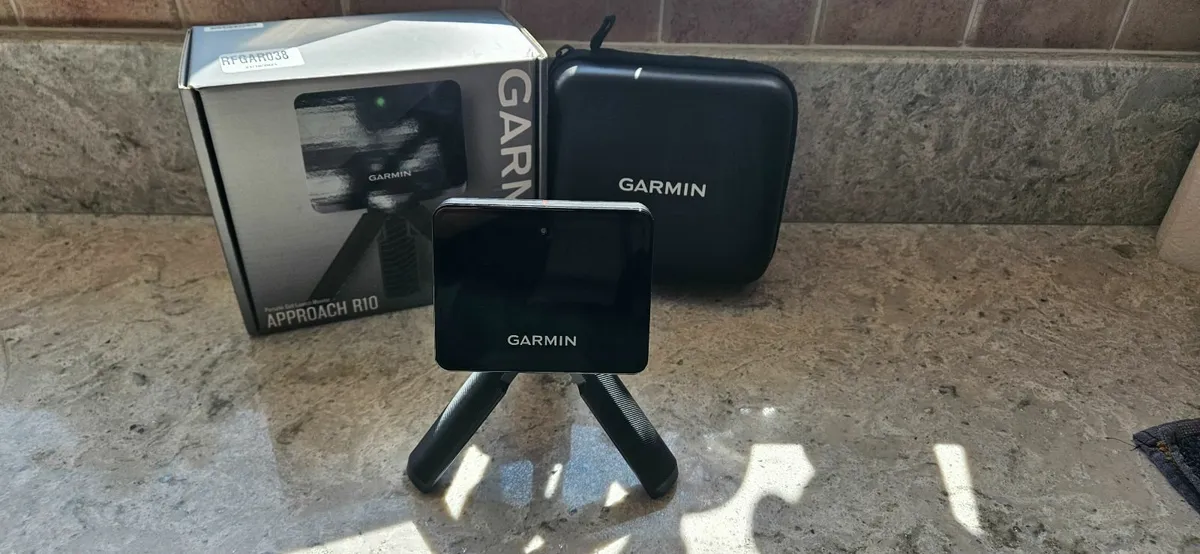 Garmin R10 Launch Monitor - Image 2