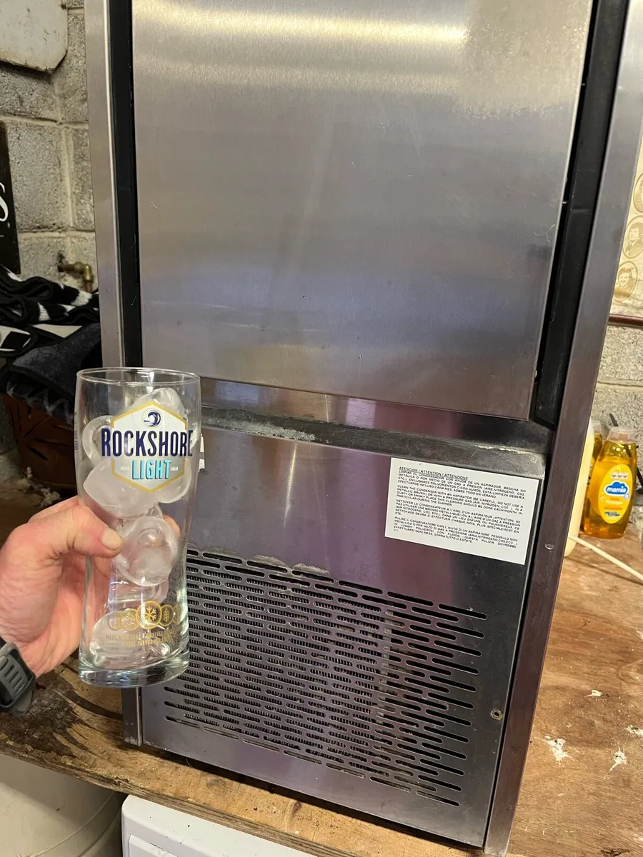 Ice machine - Image 2
