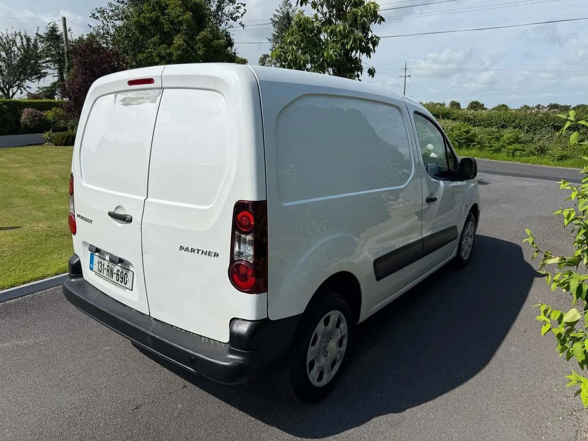 2013 Peugeot partner van - Image 1