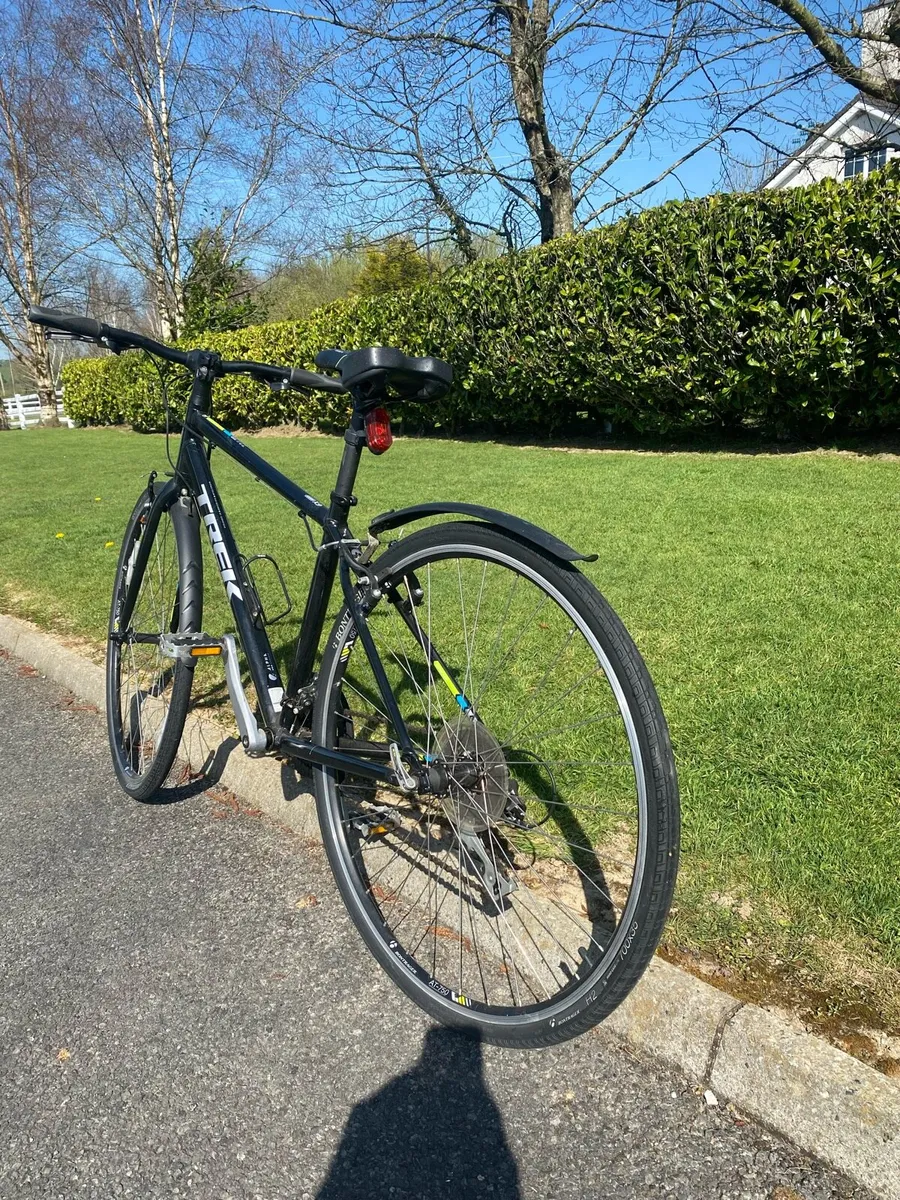 TREK Hybrid - Image 2