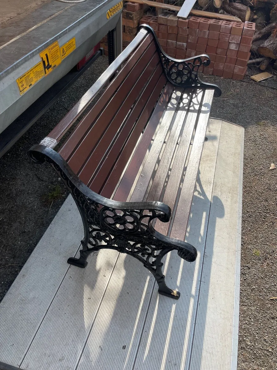 Cast iron garden bench - Image 3