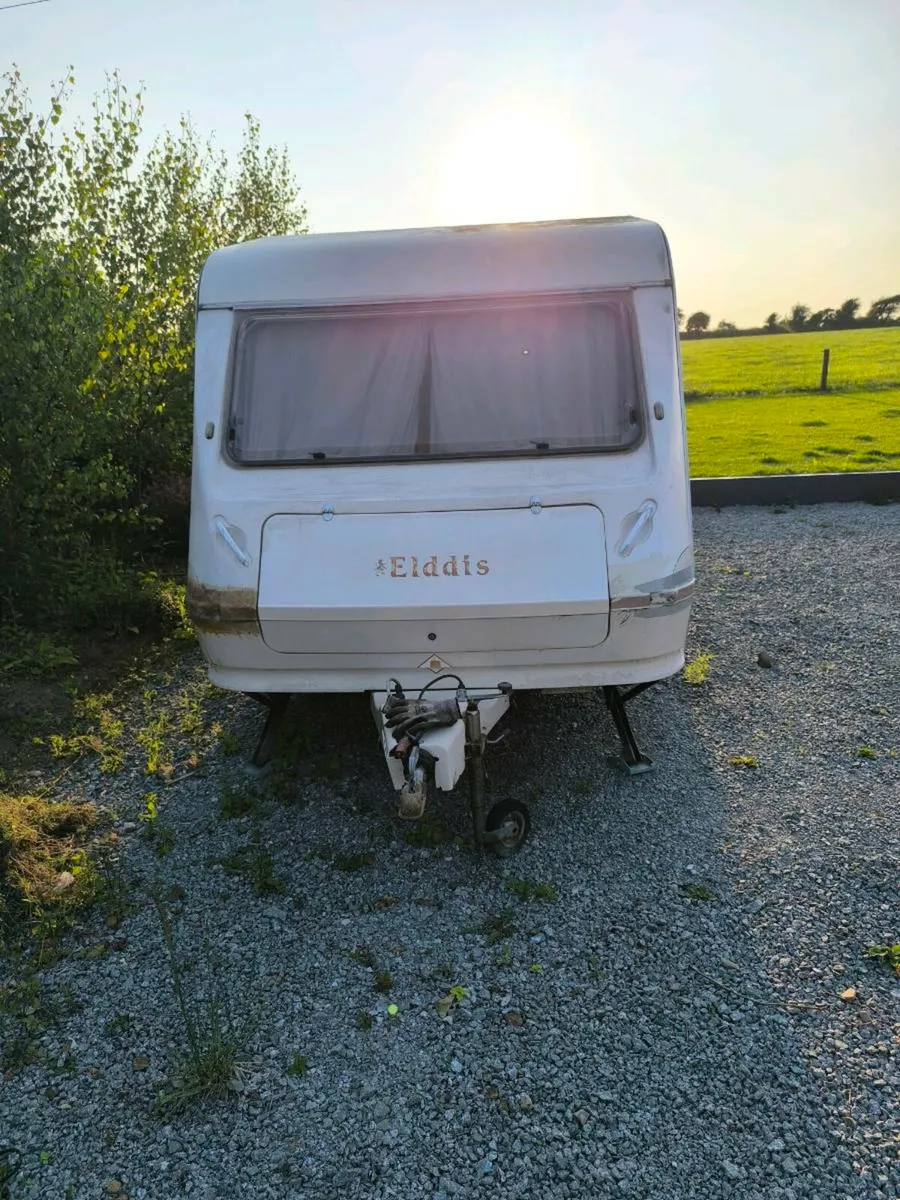 Caravan - Image 2
