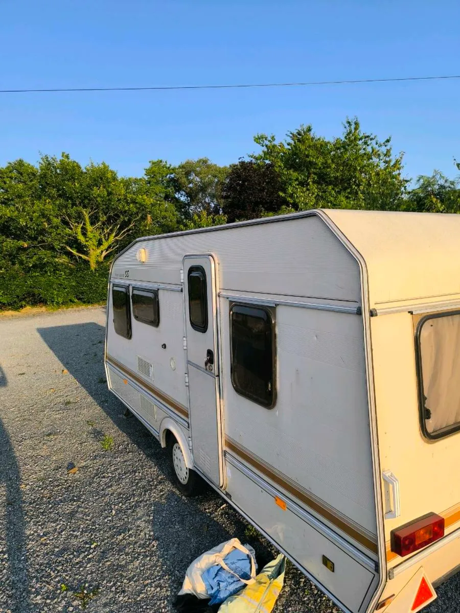 Caravan - Image 3