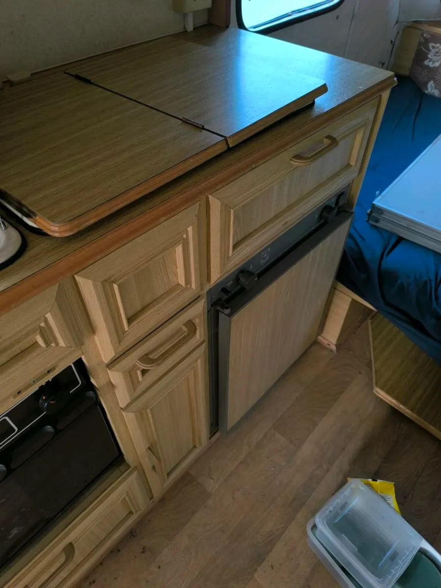 Caravan - Image 4