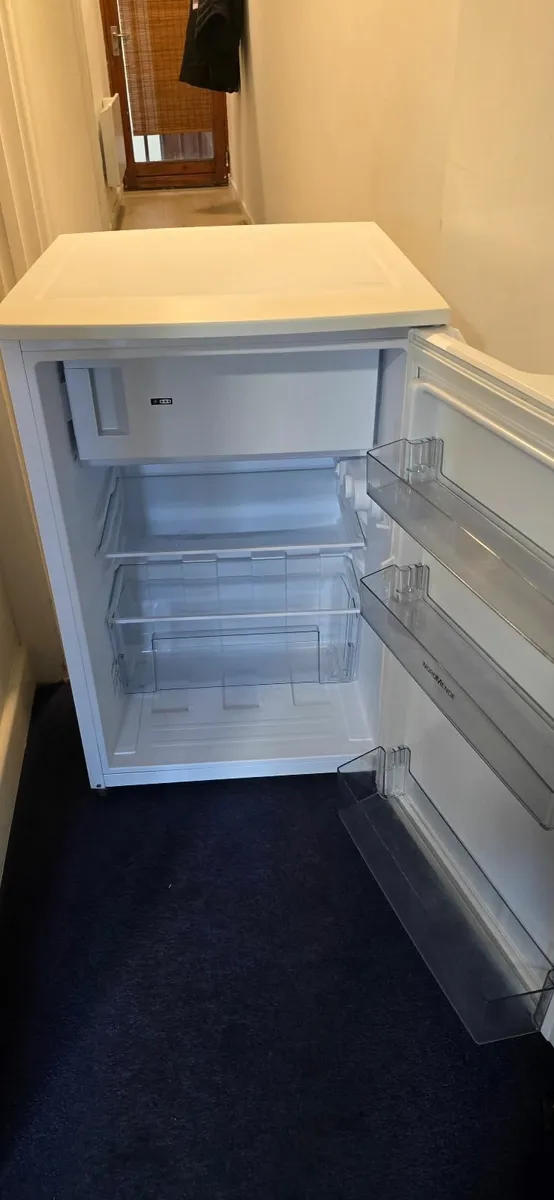 Under counter Fridge - Image 3