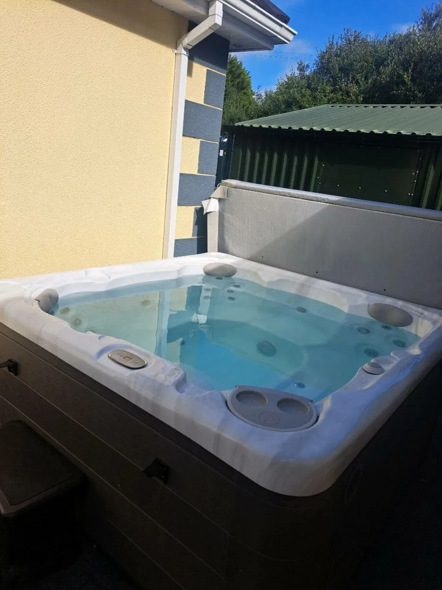 Hydro pool - Image 3