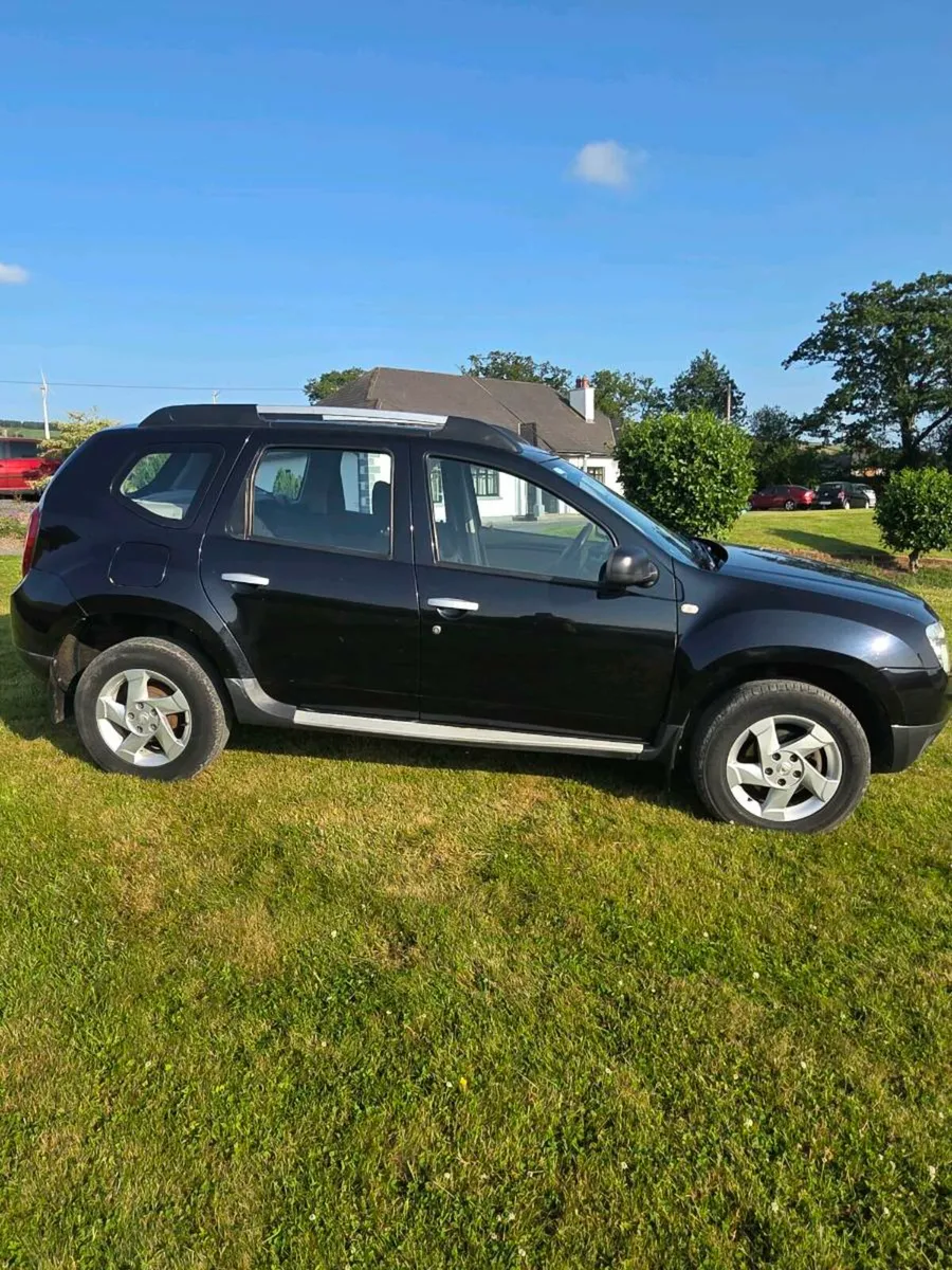 Dacia duster signature  dci 1.5 - Image 4