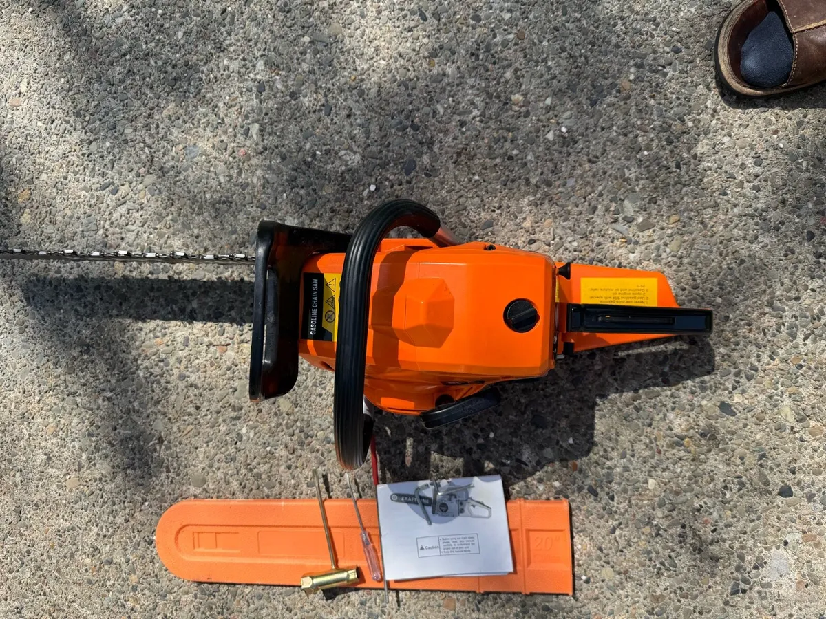Chainsaw - Image 4