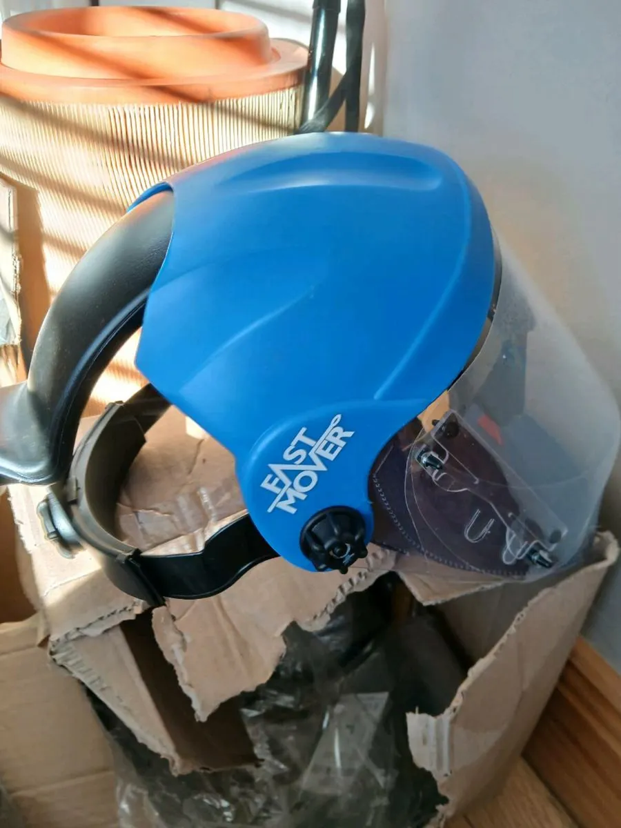 Workshop Safety shield with extras - Image 1