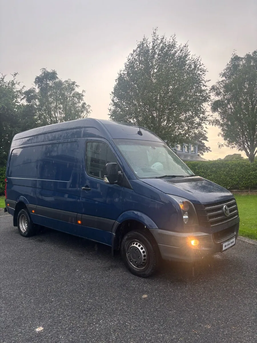 Volkswagen crafter  twin wheel - Image 1