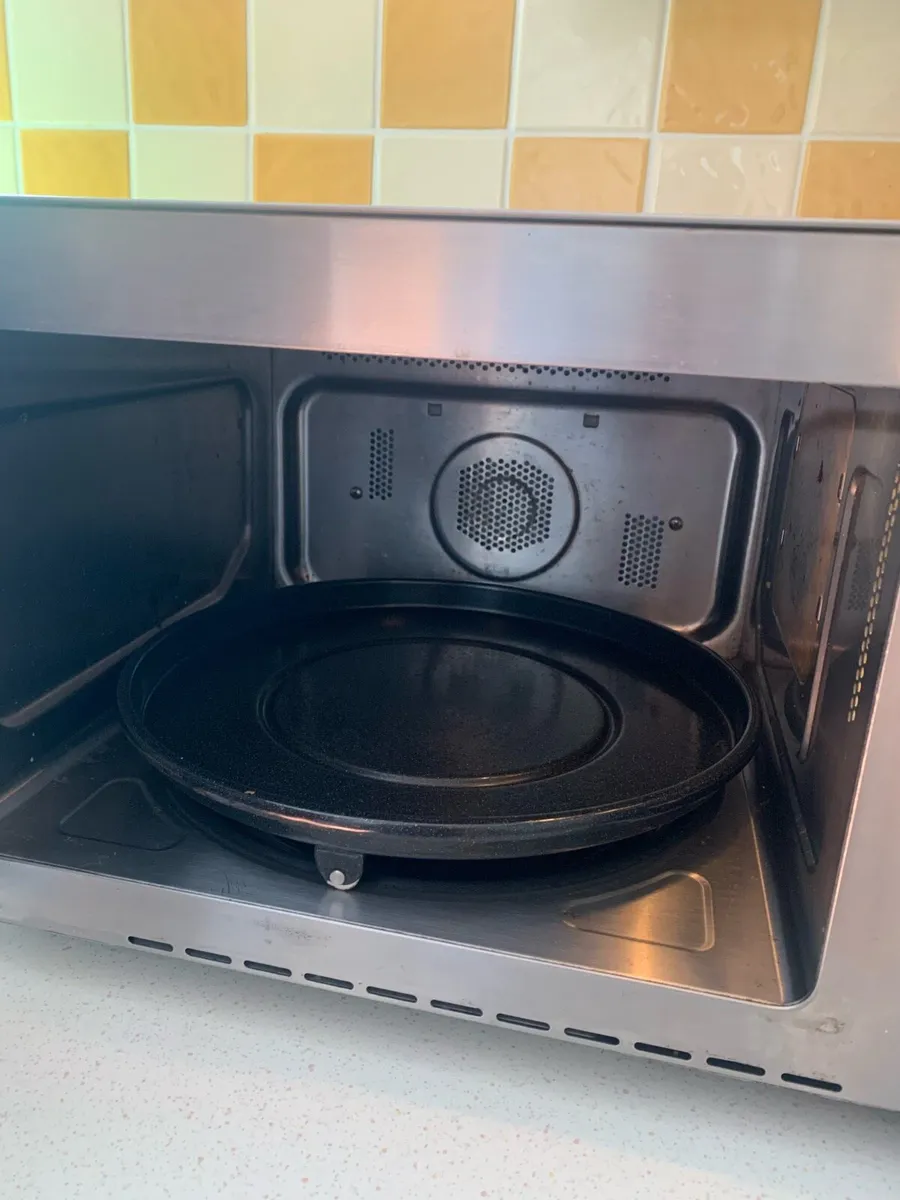 Sharp Microwave - Image 4
