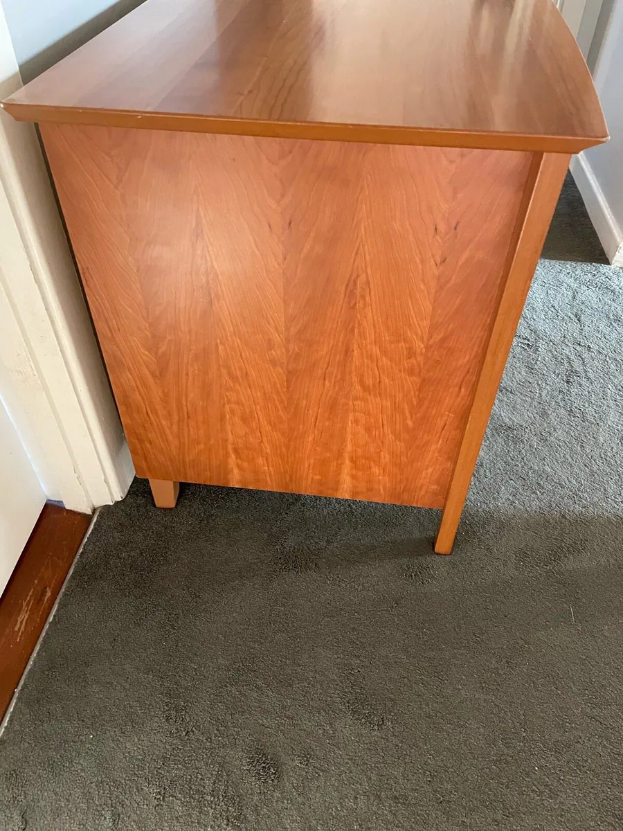 Cabinet - Image 3