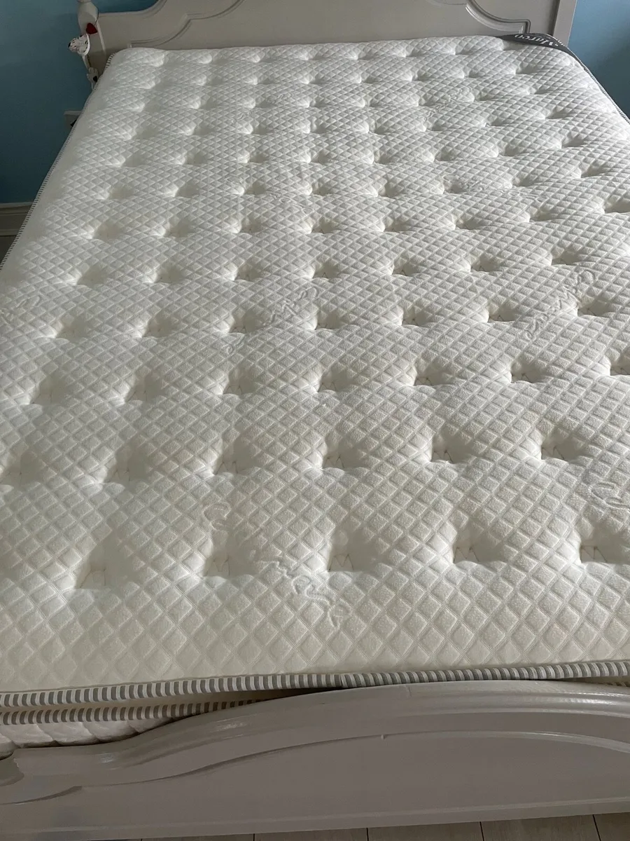 Double Mattress - Image 3