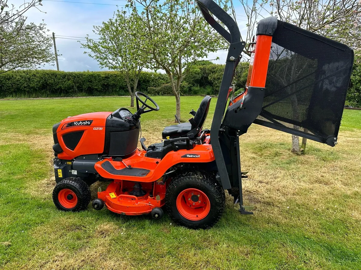 Kubota G231 Low Dump Mower - Image 3