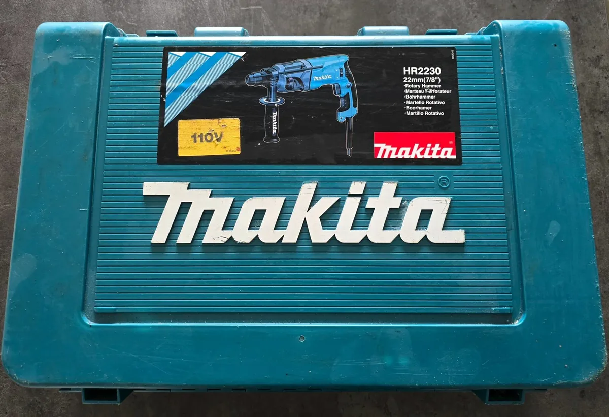 Makita 110v Rotary Hammer Drill - Image 1